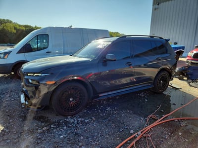 2025 BMW X7
