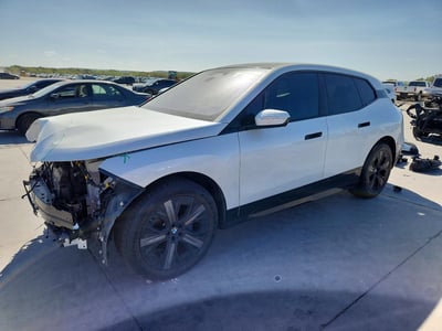 2025 BMW IX