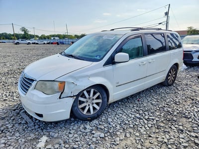 2009 Chrysler Town & Country