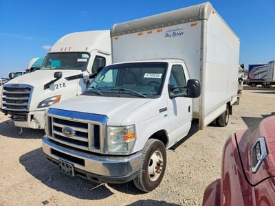 2013 Ford E-350