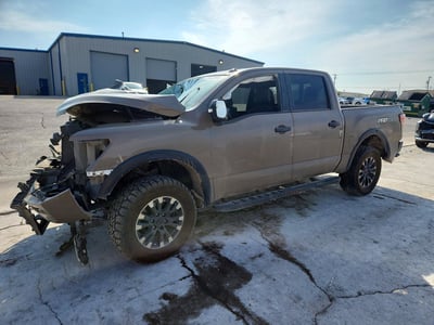 2020 Nissan Titan