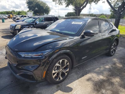 2022 Ford Mustang Mach-E
