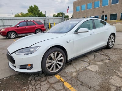 2015 Tesla Model S