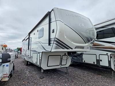 2022 Keystone Montana