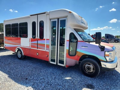 2019 Ford E-450