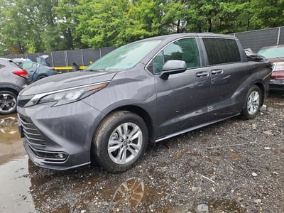 2025 Toyota Sienna