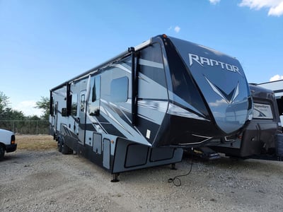 2020 Keystone Raptor Rp3
