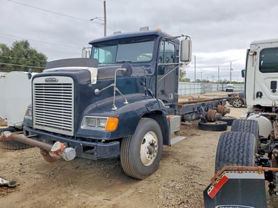 1999 Freightliner Fld112