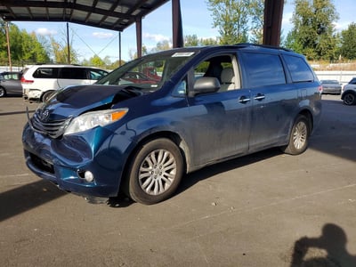 2011 Toyota Sienna