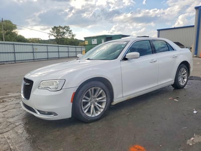 2018 Chrysler 300