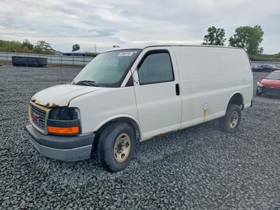 2015 GMC Savana