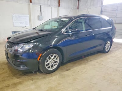 2020 Chrysler Voyager