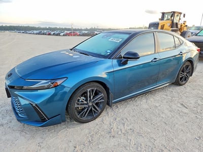 2025 Toyota Camry Hybrid