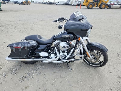 2015 Harley-Davidson FLHX