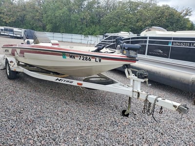 1995 Tracker Nitro