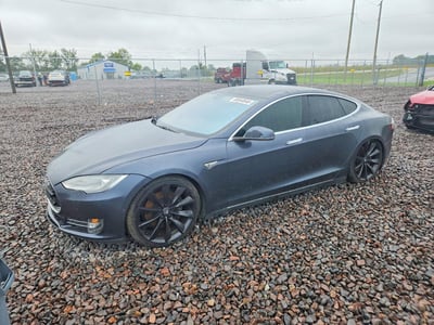 2015 Tesla Model S