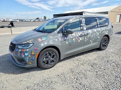 2022 Chrysler Pacifica Hybrid