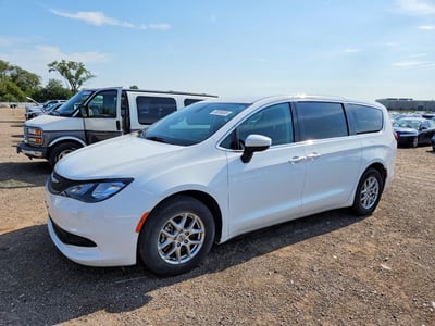 2022 Chrysler Voyager
