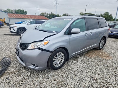 2016 Toyota Sienna
