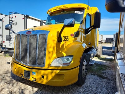 2013 Peterbilt 579