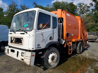 2020 Autocar Acmd Xpert Medium Duty