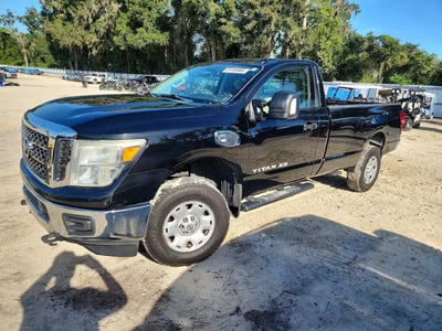 2017 Nissan Titan