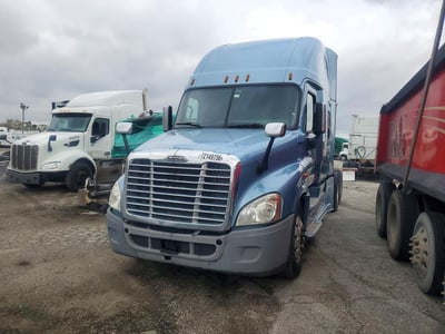 2016 Freightliner Cascadia 125