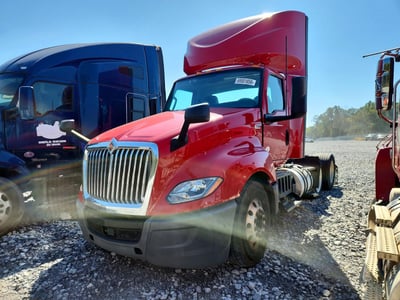 2020 International LT625