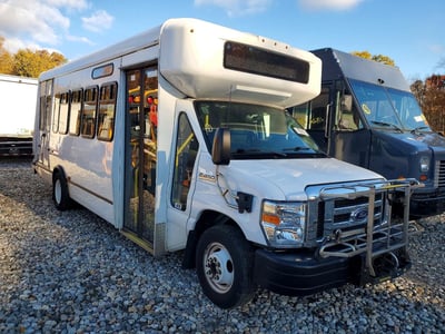 2023 Ford E-450