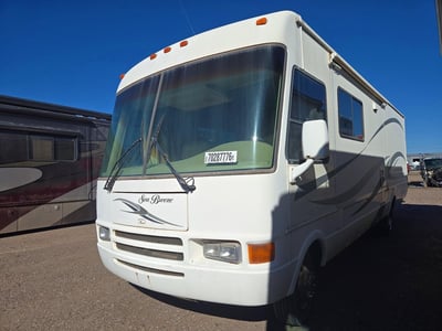 2004 Ford F53