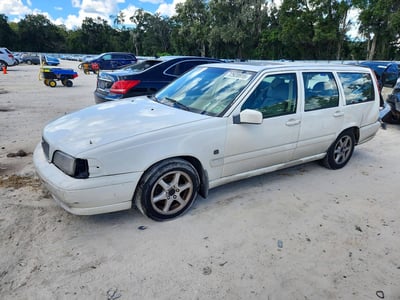2000 Volvo V70