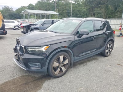 2021 Volvo XC40