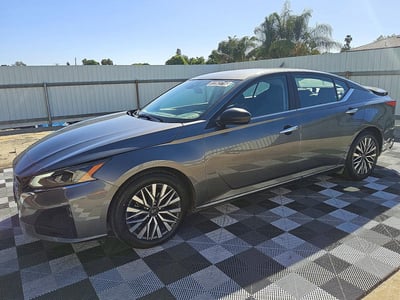 2025 Nissan Altima