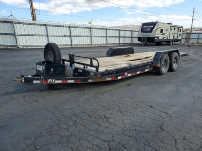 2022 PJ Trailers Fb