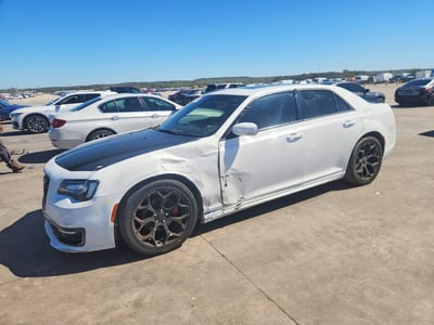 2018 Chrysler 300s