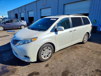 2016 Toyota Sienna