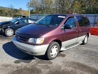 1998 Toyota Sienna