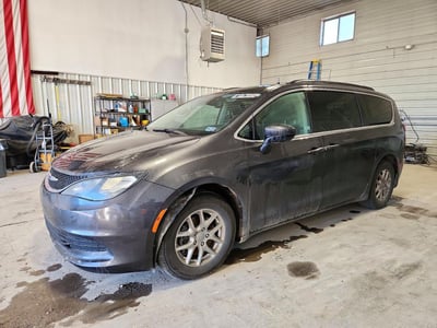 2020 Chrysler Voyager