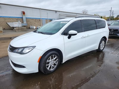 2021 Chrysler Voyager