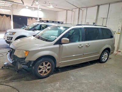2009 Chrysler Town & Country