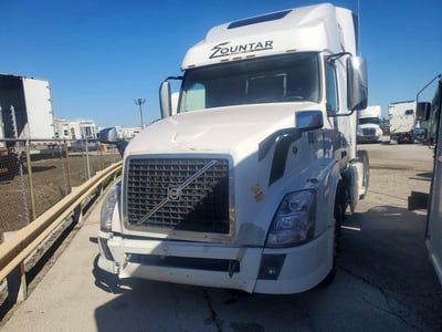2014 Volvo Trucks VNL