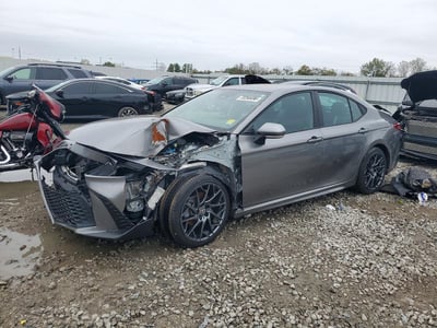 2025 Toyota Camry Hybrid