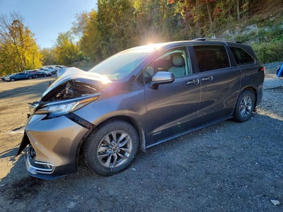 2021 Toyota Sienna Hybrid