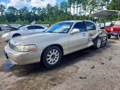 2010 Lincoln Town Car