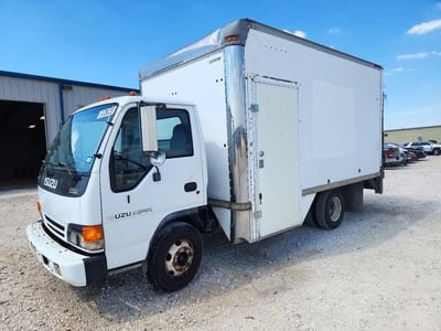 2000 Isuzu NPR