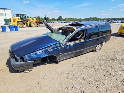 2000 Volvo V70