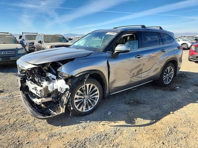 2025 Toyota Highlander Hybrid