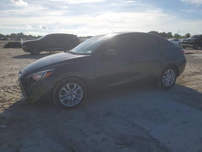2017 Toyota Yaris