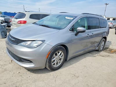 2021 Chrysler Voyager