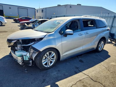 2021 Toyota Sienna Hybrid